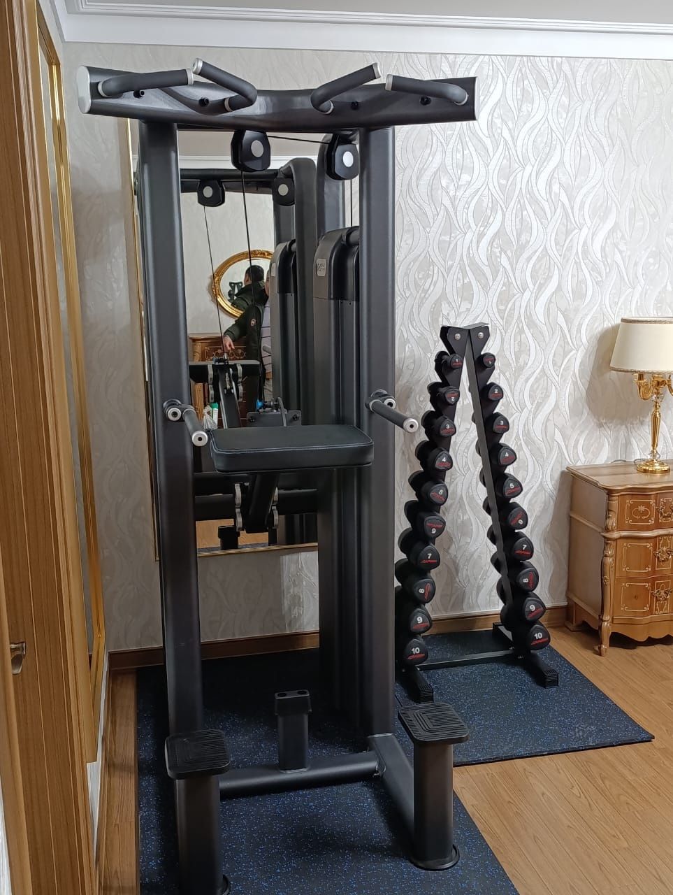 Гравитрон, турник и брусья
