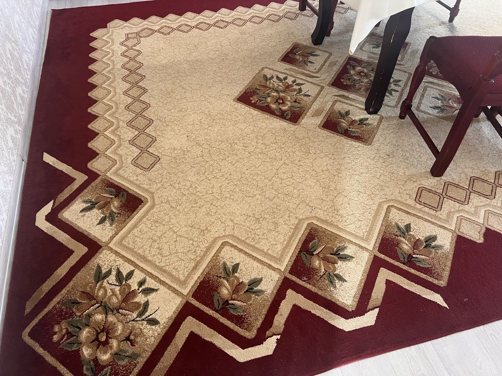 Продам качественный ковер,ковры, 3д размер 5х3м и 6х3м в отл.сост.