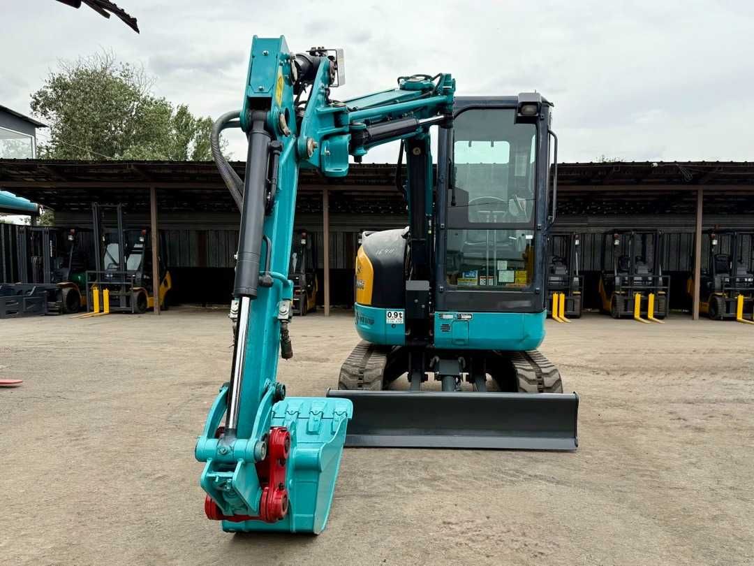 Kubota RX-306E Японский Мини-экскаватор с кабиной