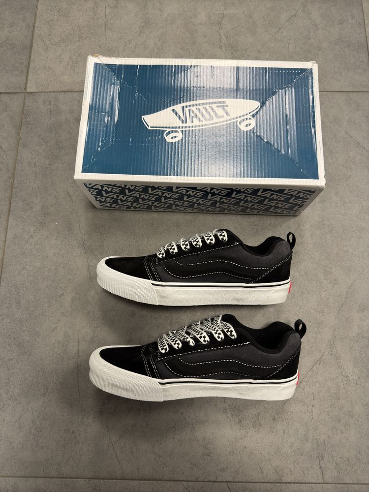 Vans Vault Knu Skool LX Suede Black