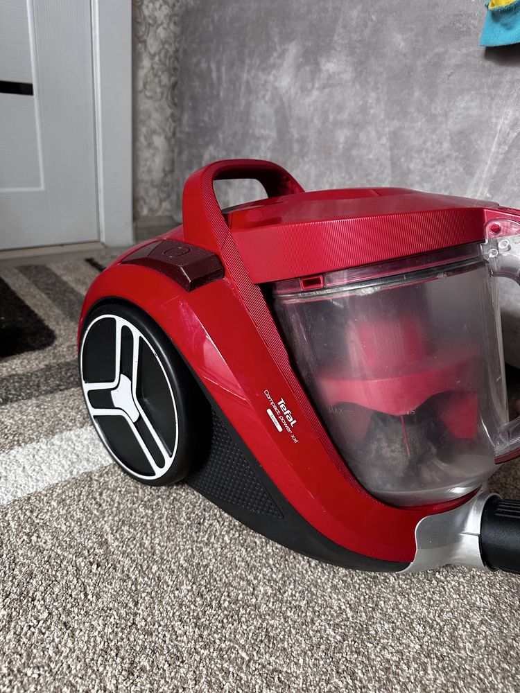 Продам пылесос Tefal
