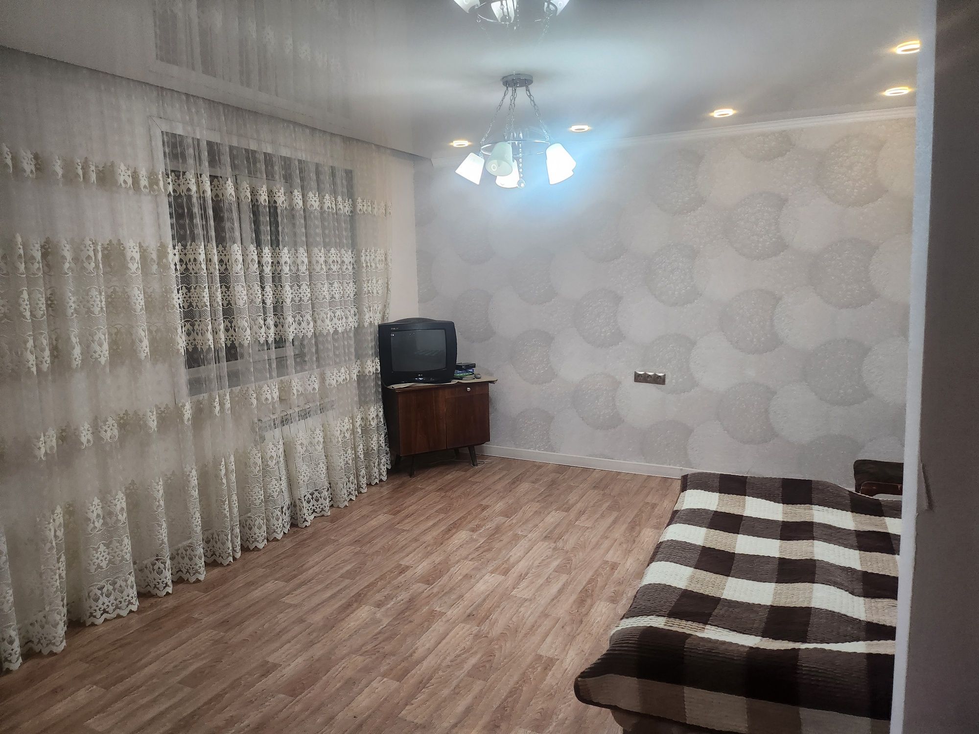Сдам семейным 3х комнатную квартиру