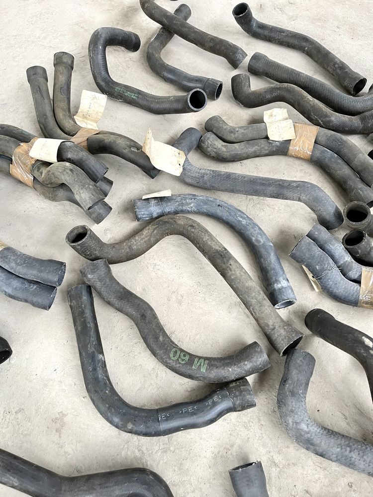 Патрубки охлаждения на BMW E38 E39 E36 E32 E46 БМВ Е32 Е38 Е39 Е36 Е46