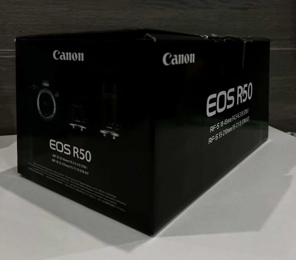 Продам Беззеркальный фотоаппарат  Canon EOS R50
