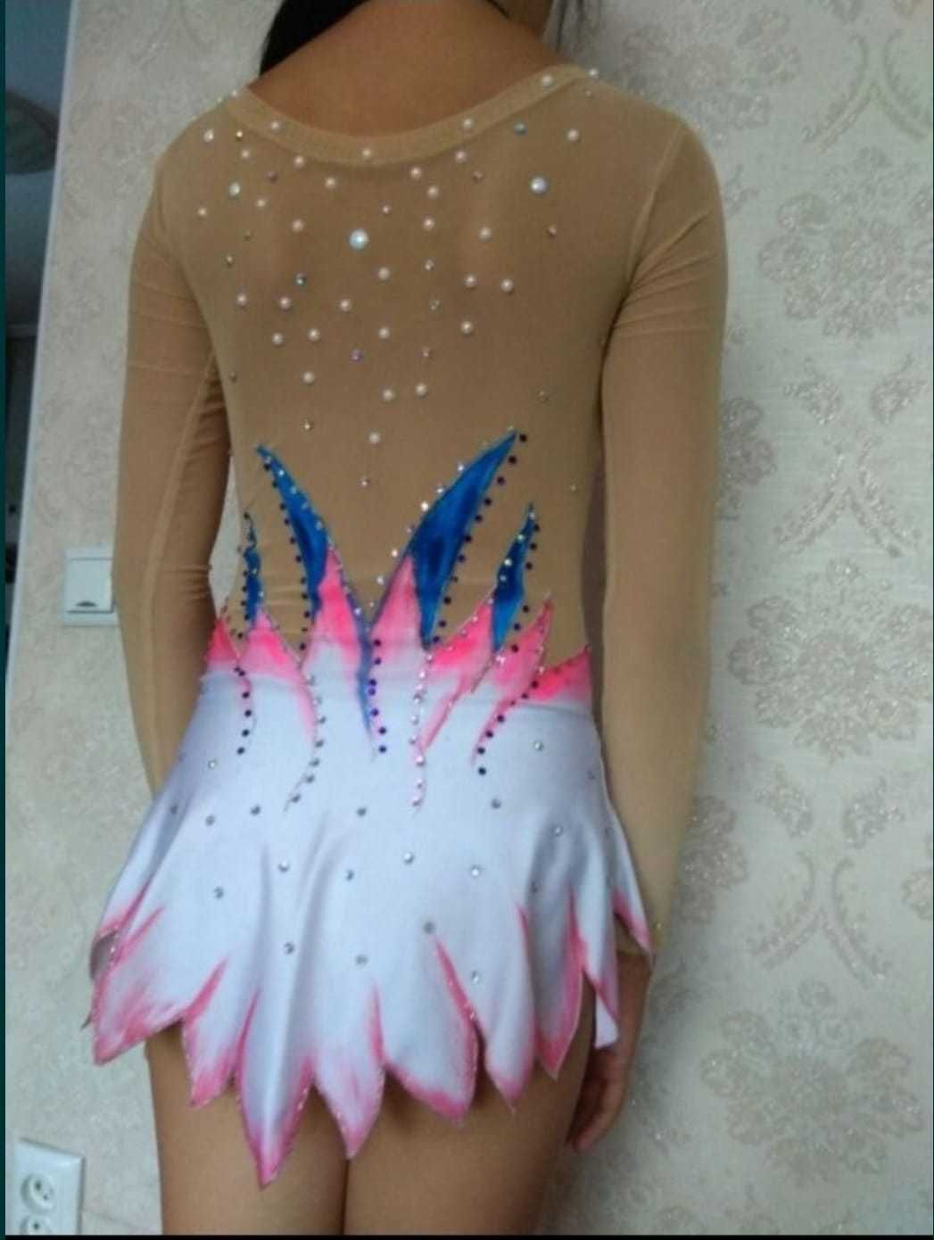Гимнастический купальник