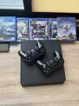 Продаю PS4 Slim в отличном состояние