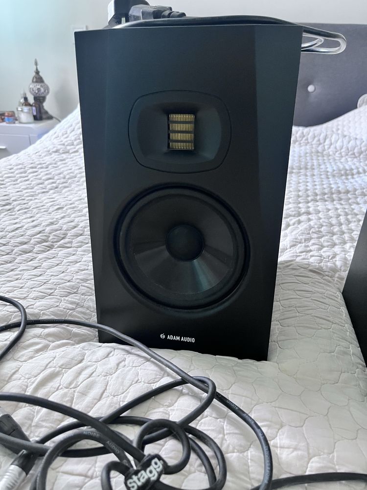 Студийные мониторы ADAM Audio T7V – с подарками