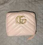 Gucci wallet compact