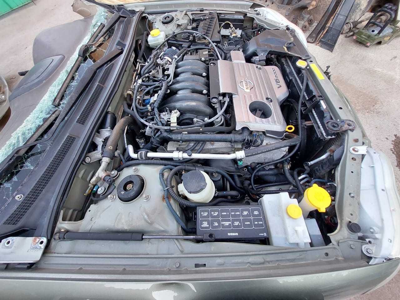 Двигатель  на  Nissan Maxima V6 2000