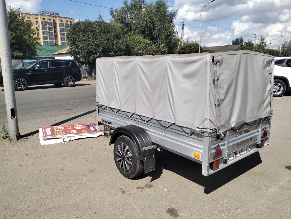 Продам прицеп  состояние нового
