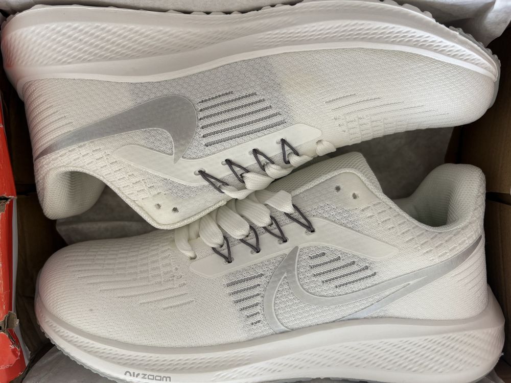 Nike air zoom беговые