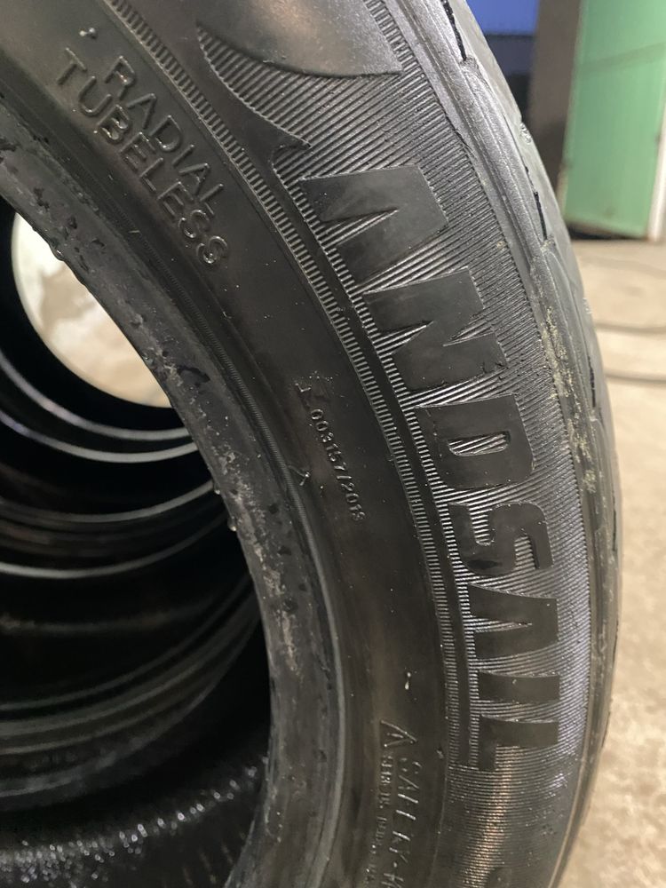 Продам летний комплект резины