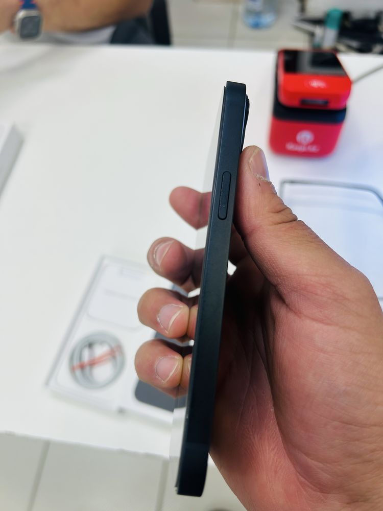 Iphone 14 черный в идеале