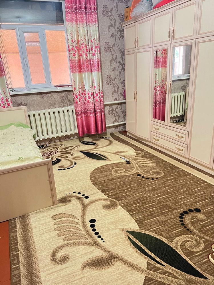 Дом коттеджном городке ВСЕ МЕБЕЛЬ И ТЕХНИКУ оставляем
