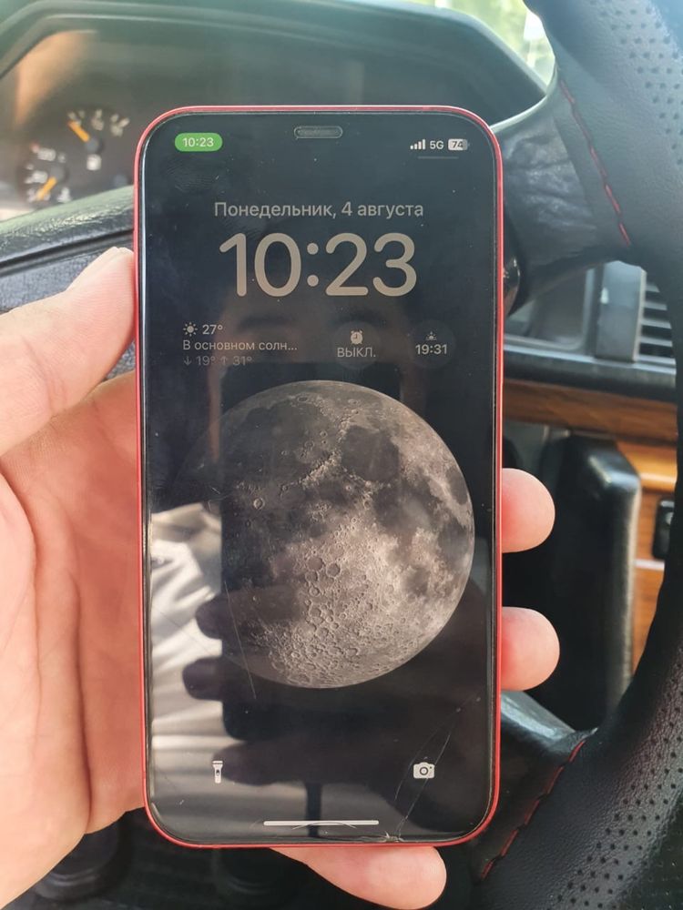 Iphone 12 в хорошем состоянии