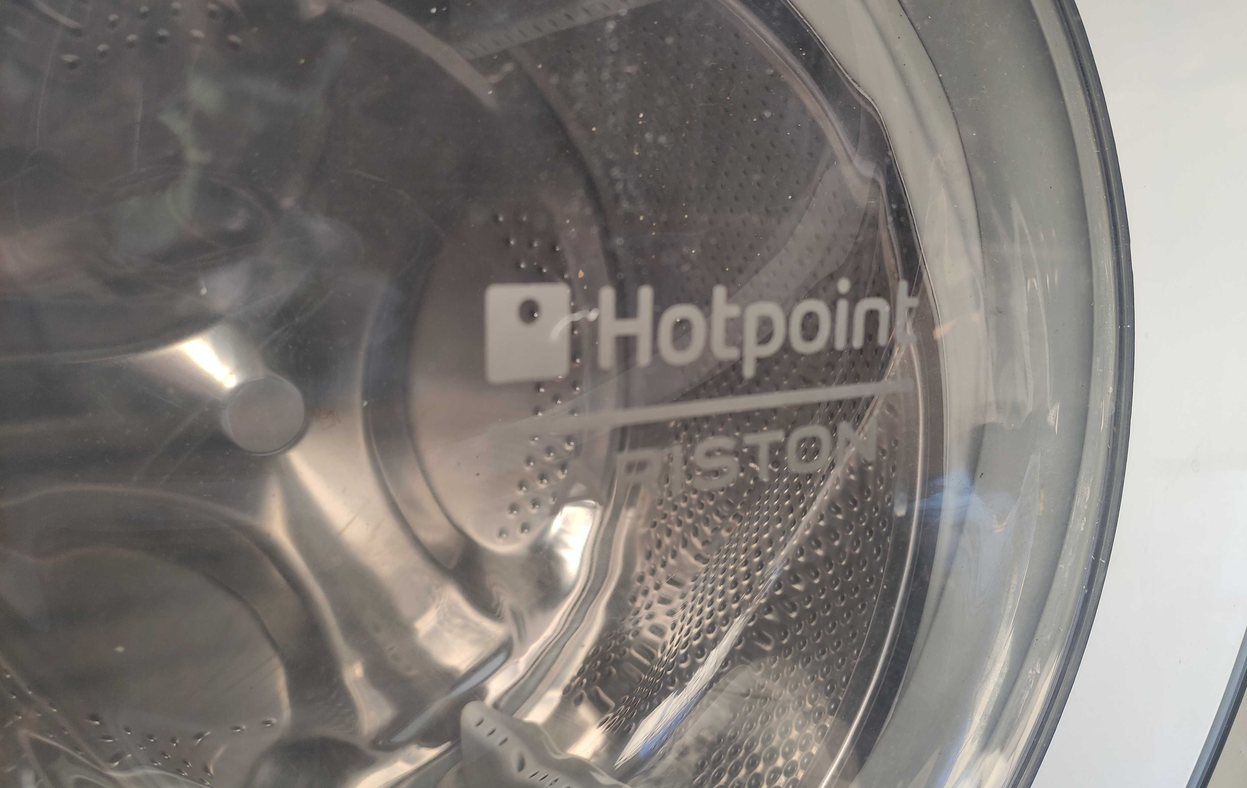 Продам стиралку Hotpoint-Ariston AQ7L 05 U. Требует ремонта или на з/ч