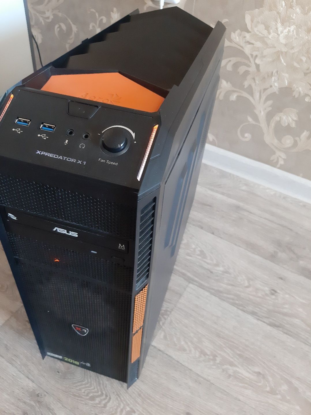 Продам игровой компьютер + офисный