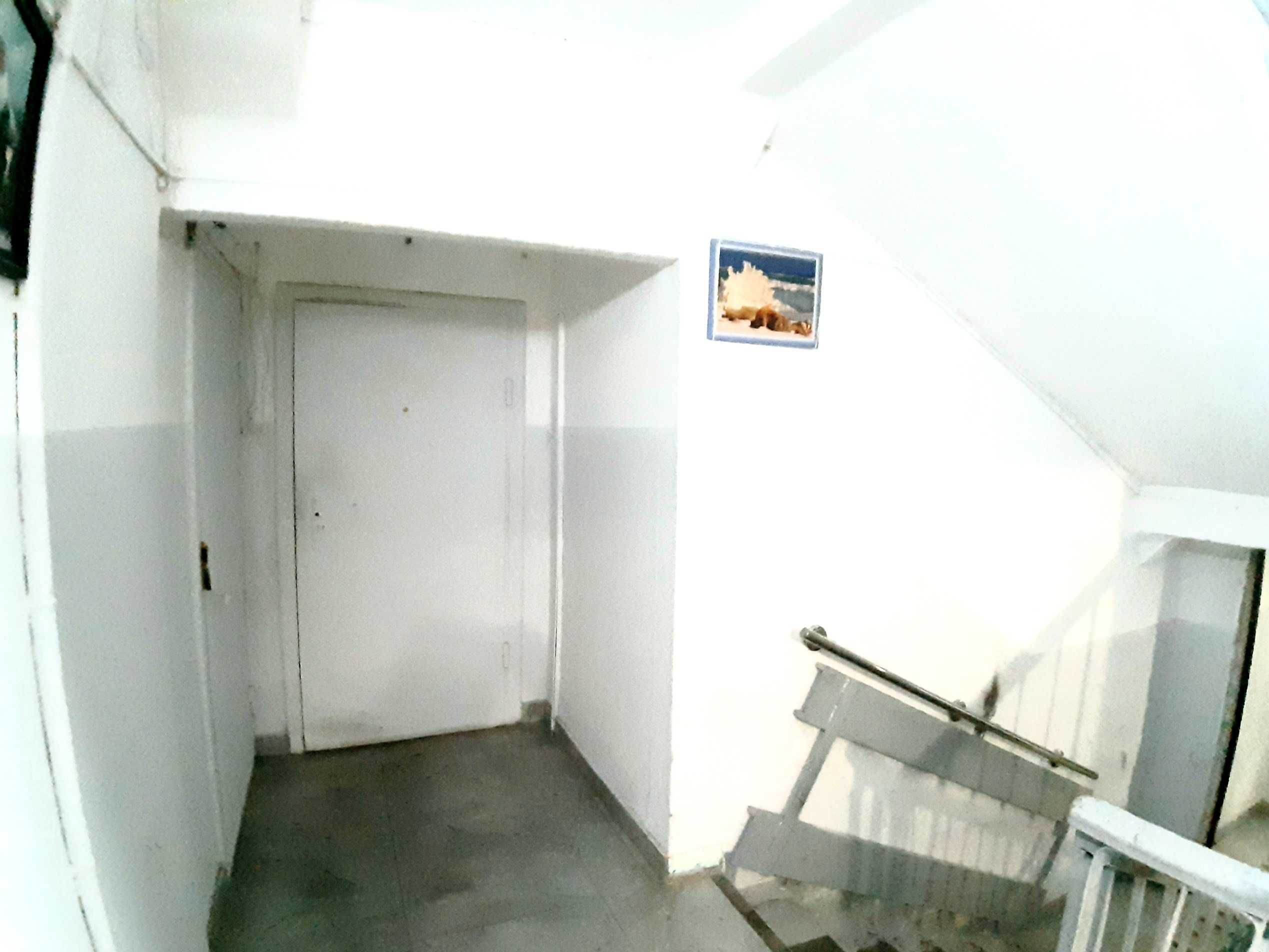 Продается трехкомнатная квартира по ул. Сейфулина 1993 г. п.