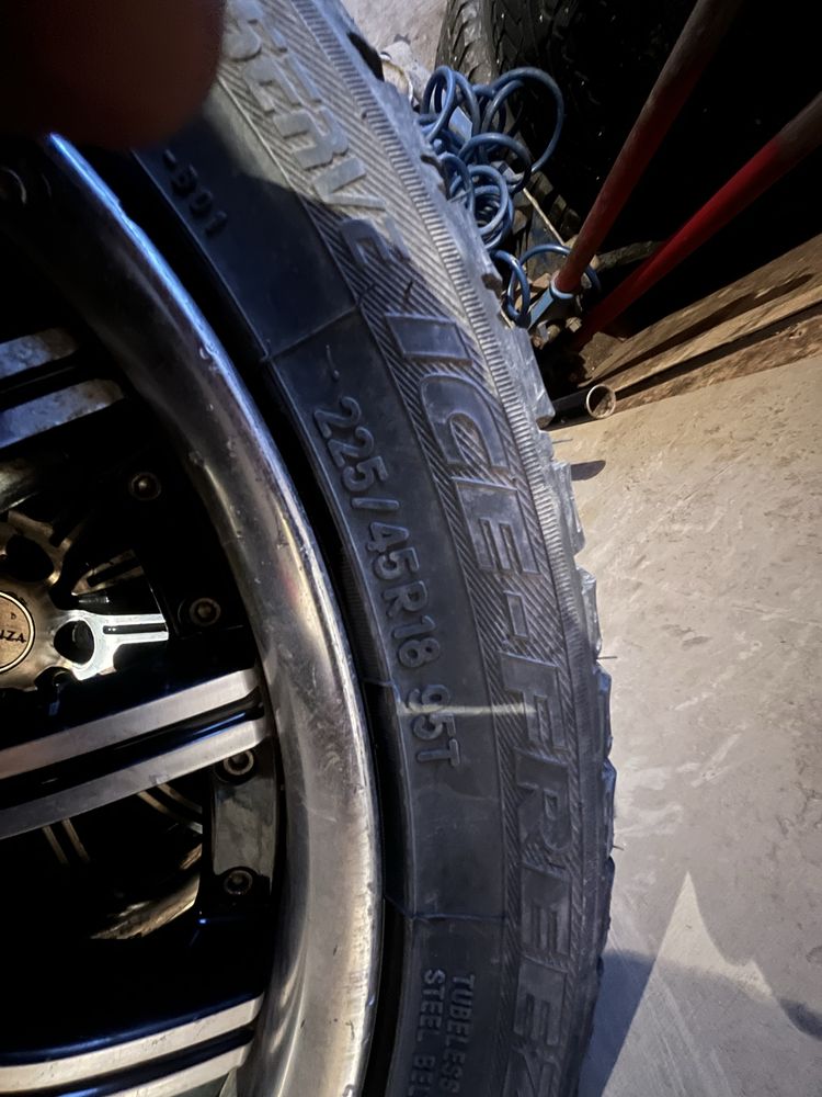 Диски с резиной 225/45R18