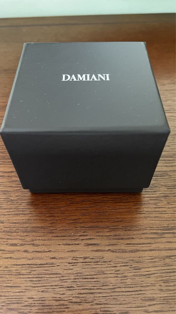 Продам мужское обручальное кольцо Damiani