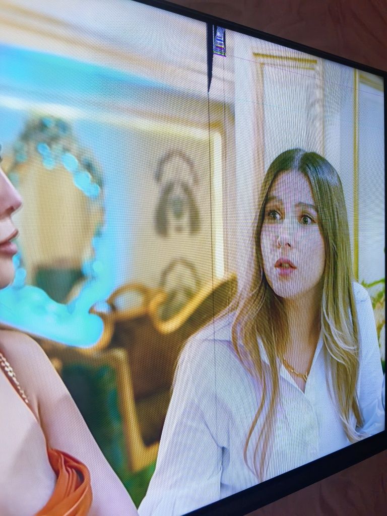 Телевизор Hisense 72см Smart TV Wii Fi
