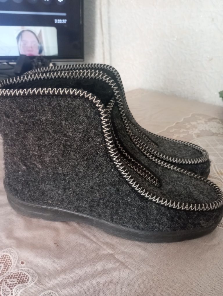 Продам бурочки.теплые.