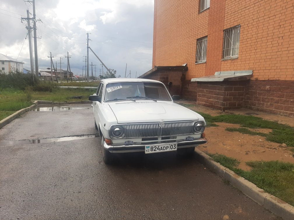 Волга 24,90 г.в экспортный вариант, требует не большие вложения.