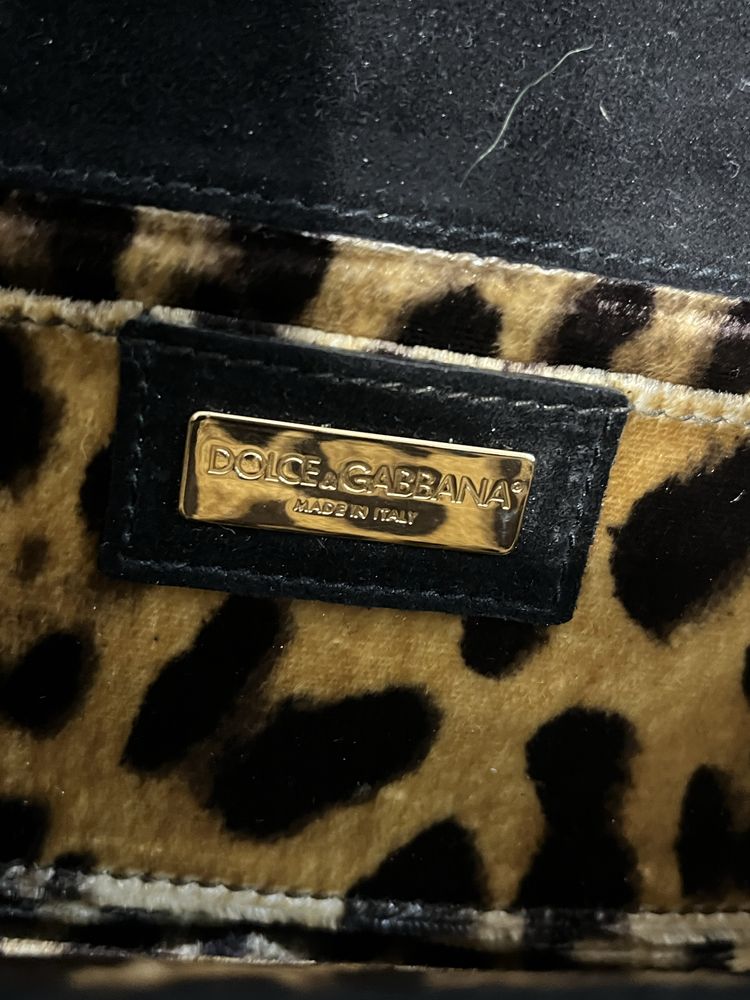 Продам сумку клатч Dolce & Gabbana