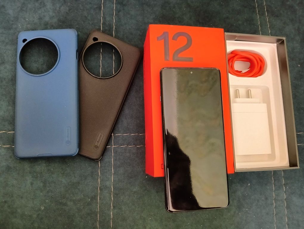 Oneplus 12 12/256