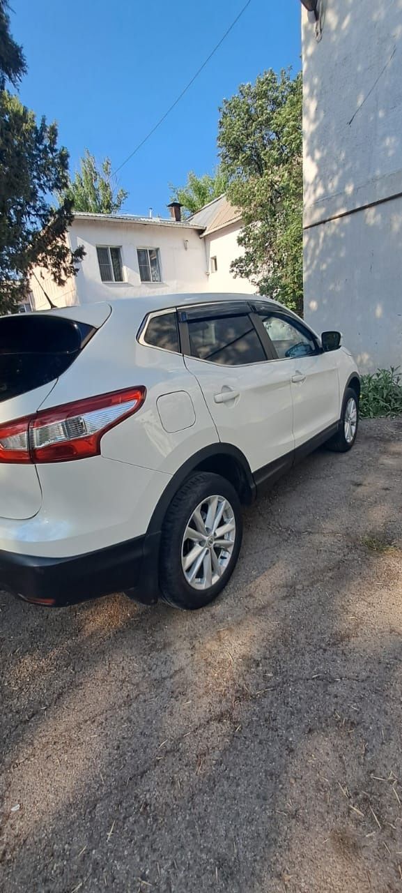 Продам Nissan qashqai 2014