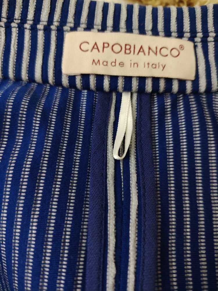 Продам костюм брючный Италия CAPOBIANCO
