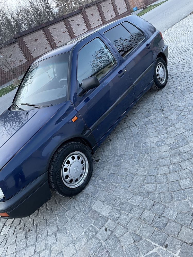 Гольф 3- 1.6 моно, 1993 год