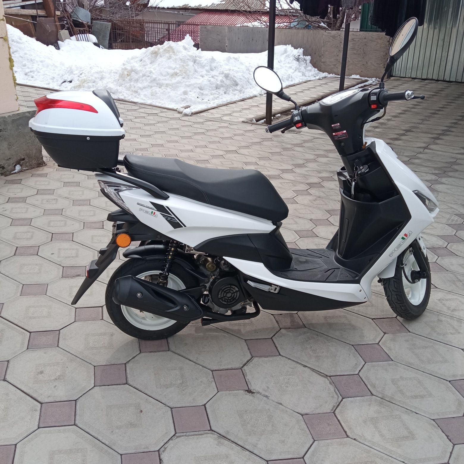 Прдам скутер PEDA GTS-50