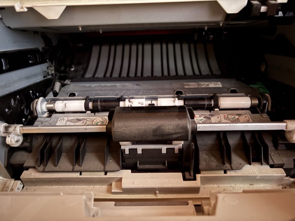 Принтер HP LaserJet Р2014