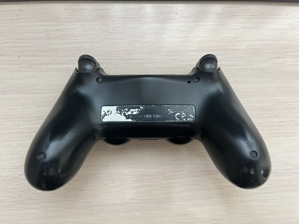 Продам Оригинал Джойстик для Ps4