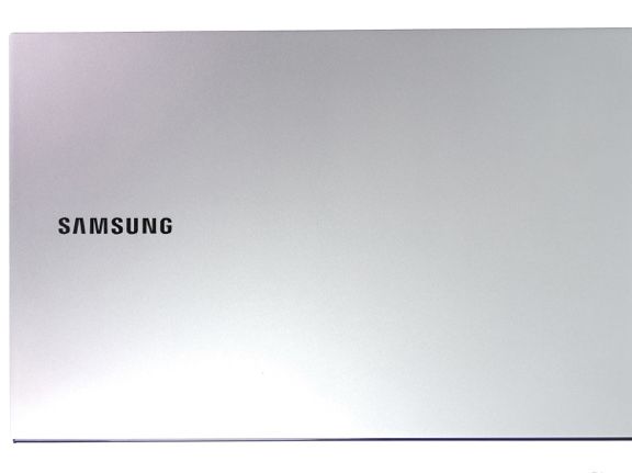 Продам Ультрабук-Samsung Galaxy Book Ion 2020