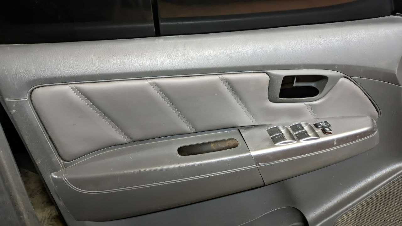 Сиденья электрические Toyota Hilux 2006/2015 натуральная кожа комплект