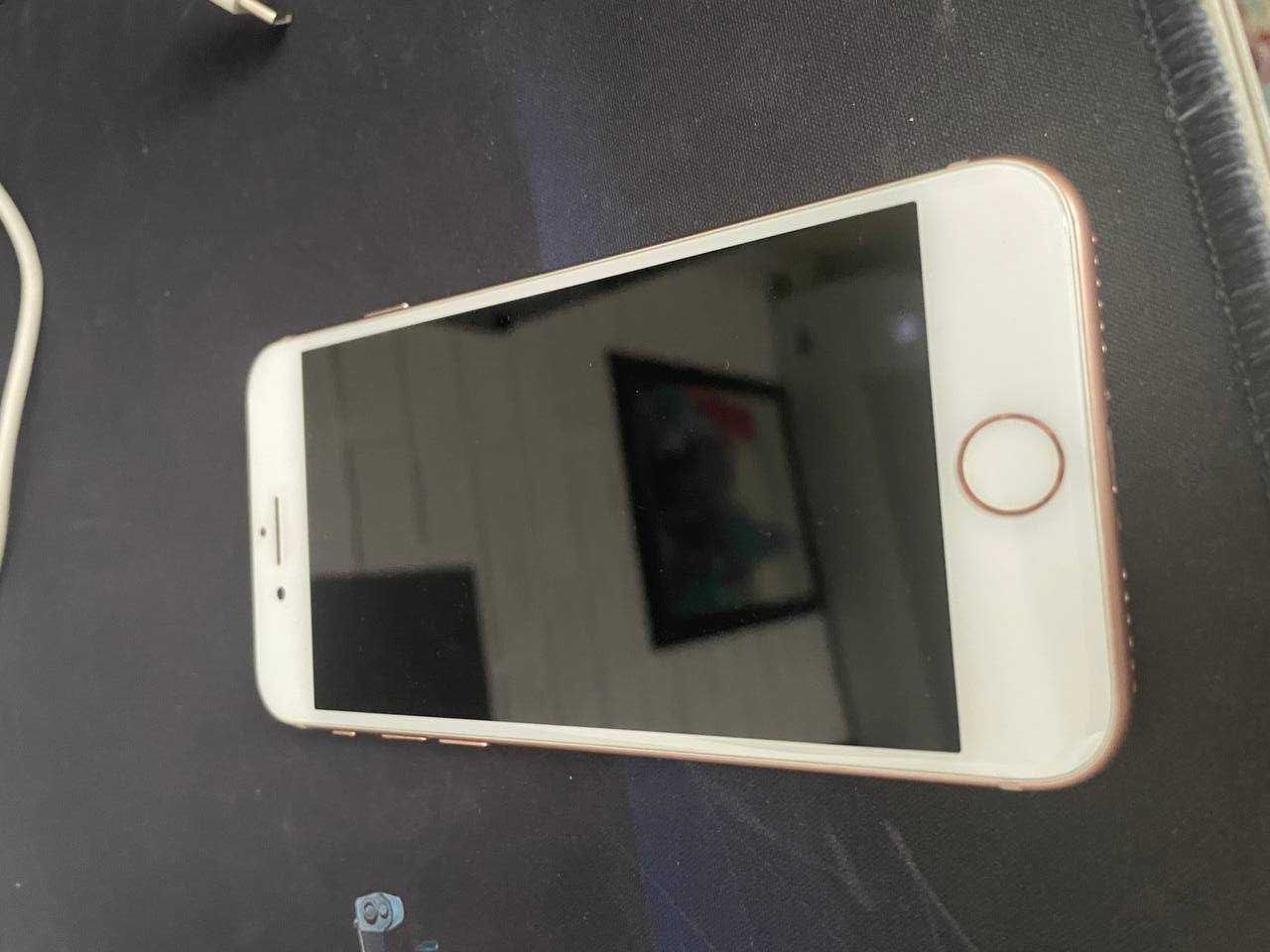 Iphone 8 64 GB в идеале
