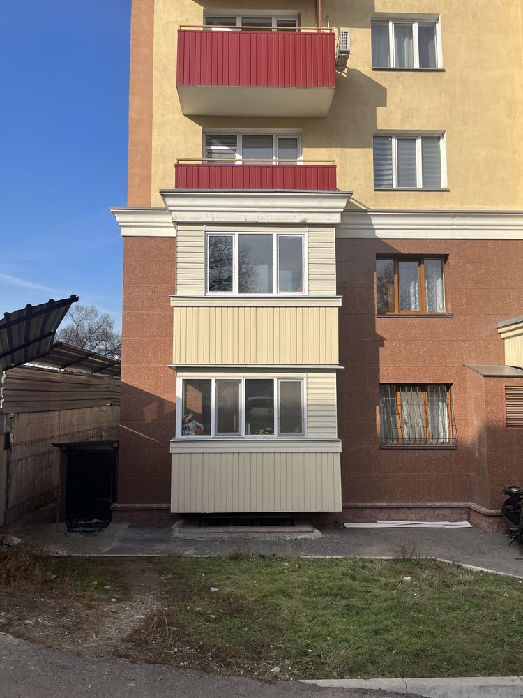 Балкон под ключ в Алматы. Утепление,обшивка,остекление балкона.Витражи