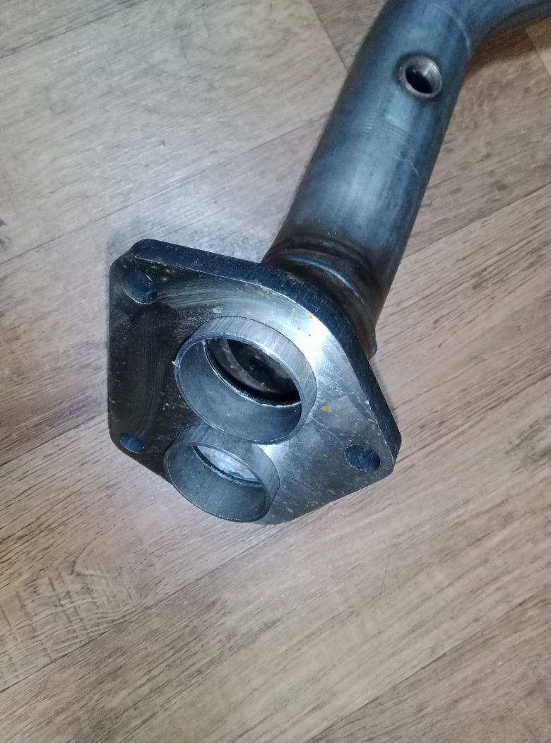 Продам приёмную трубу Газель УМЗ 4216 Евро 4