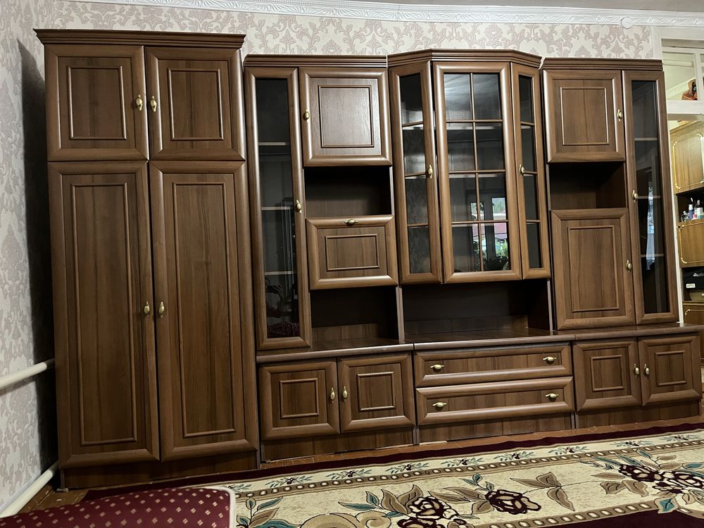 Шкаф стенка в зал