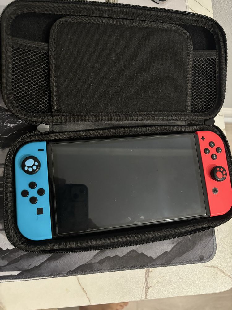 Продам nintendo switch oled прошитый