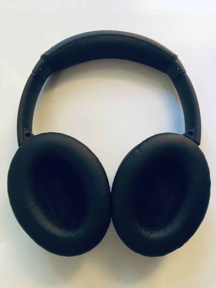 Продам безпроводные  наушники  bluetooth Bоse GUIETCOMFORT 35 II