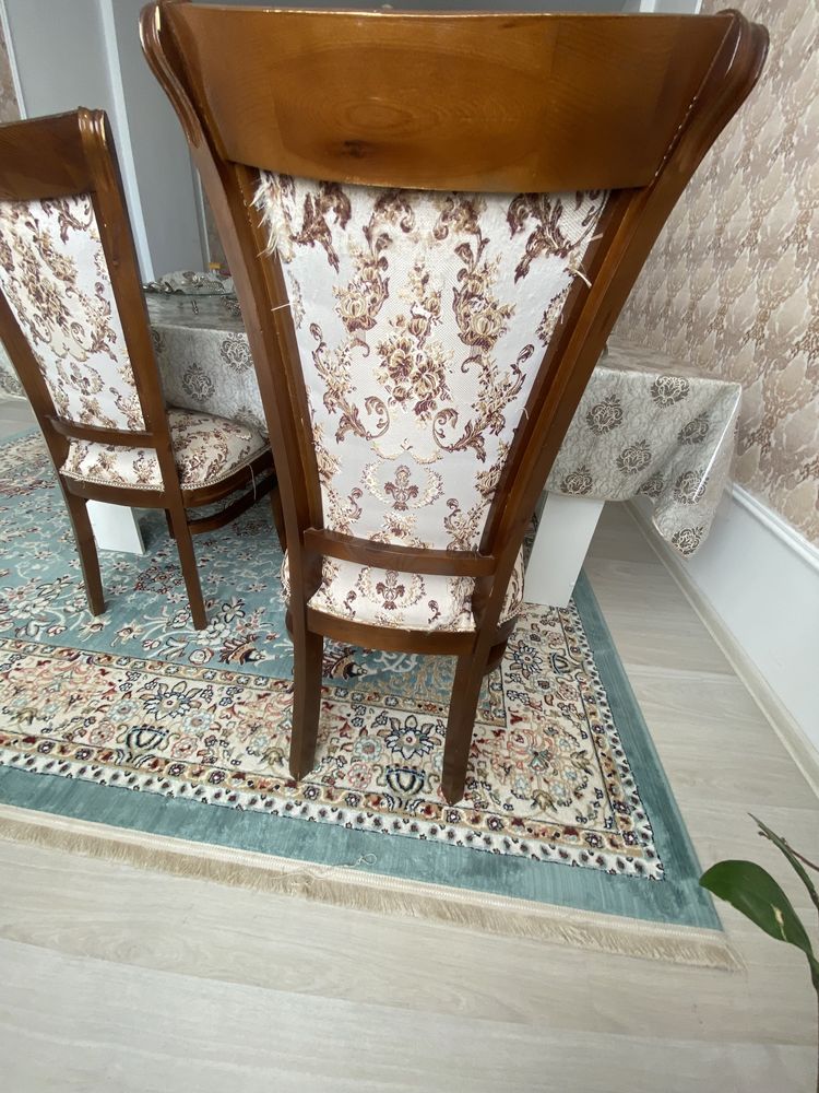 Продам стол со стульями