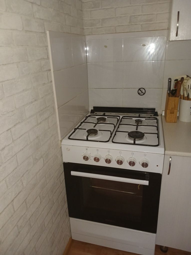 Продам газовую плиту Shivaki