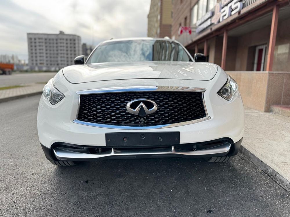 Инфинити QX70 аренда с последующим выкупом
