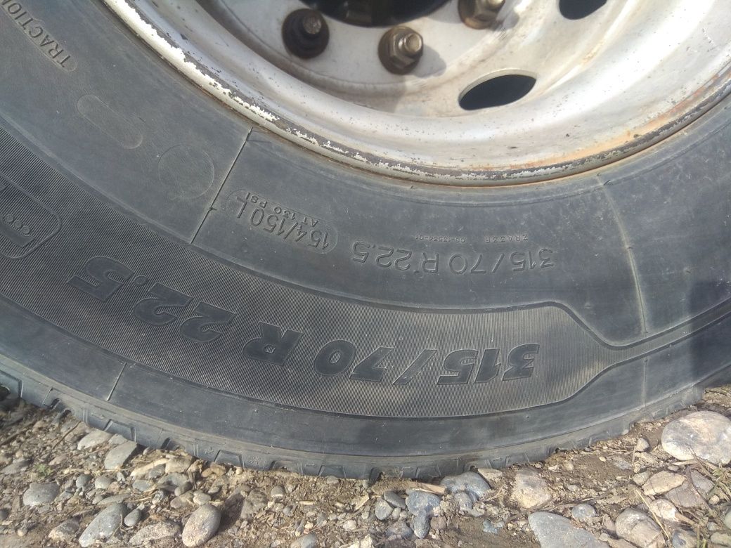 Продам покрышки мишлен