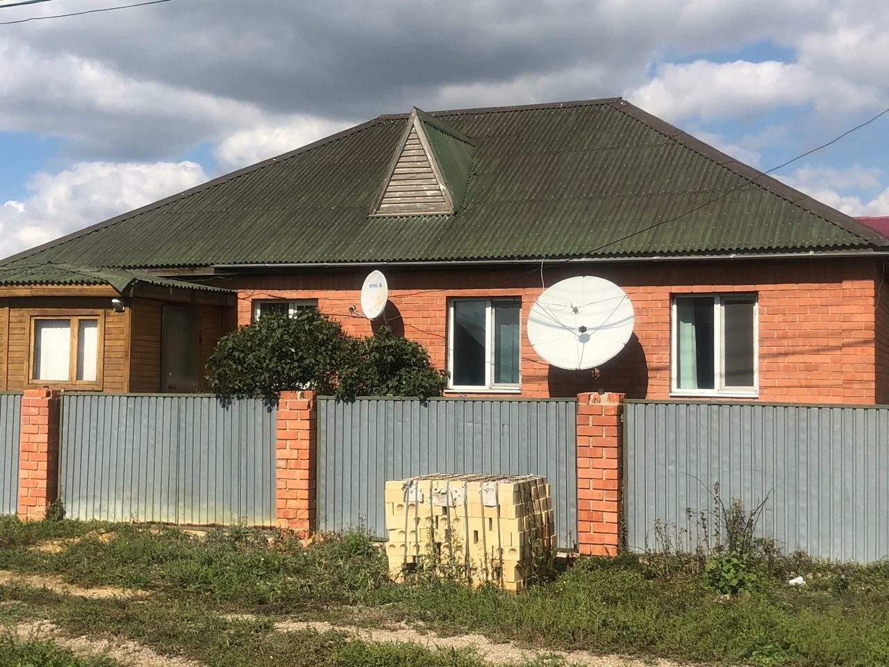 продаётся дом в микрорайоне бирлик