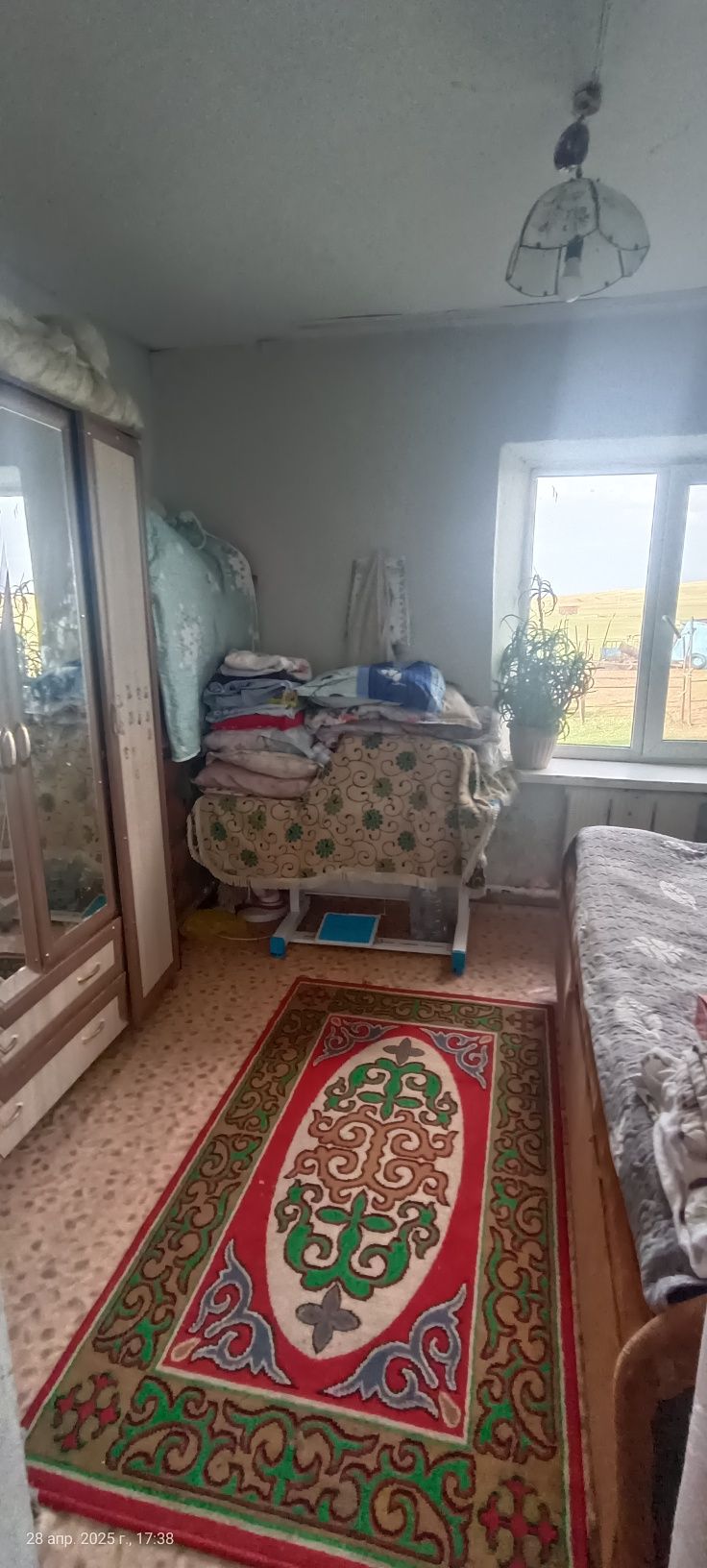 Үй сатылады . Бағасы келісімді.