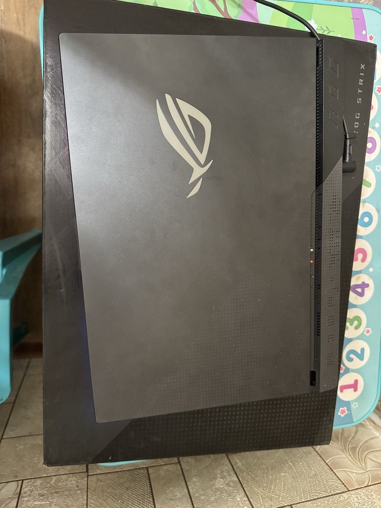 Ноутбук ASUS ROG Strix G15 15.6" / 16 Гб / SSD 512 Гб / DOS / G513RM